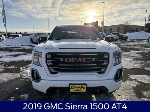 Used 2019 GMC Sierra 1500 AT4 w/ AT4 Premium Package image 4