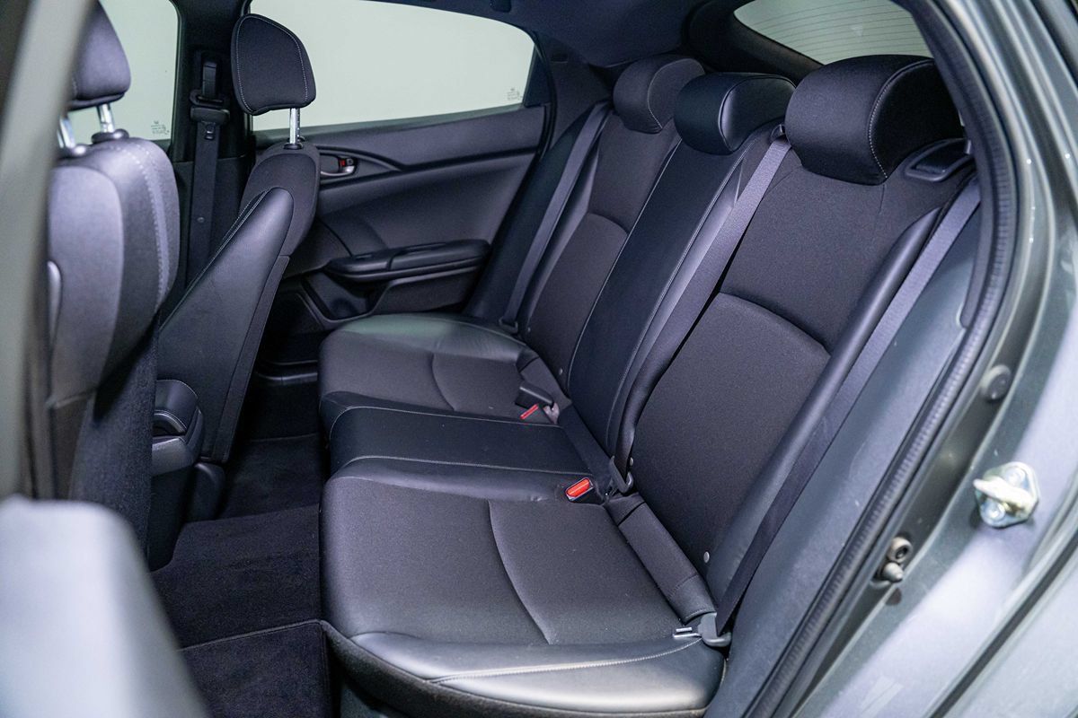 Used 2021 Honda Civic Sport image 11