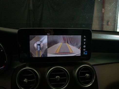 Used 2022 Mercedes-Benz GLC 300 4MATIC image 38