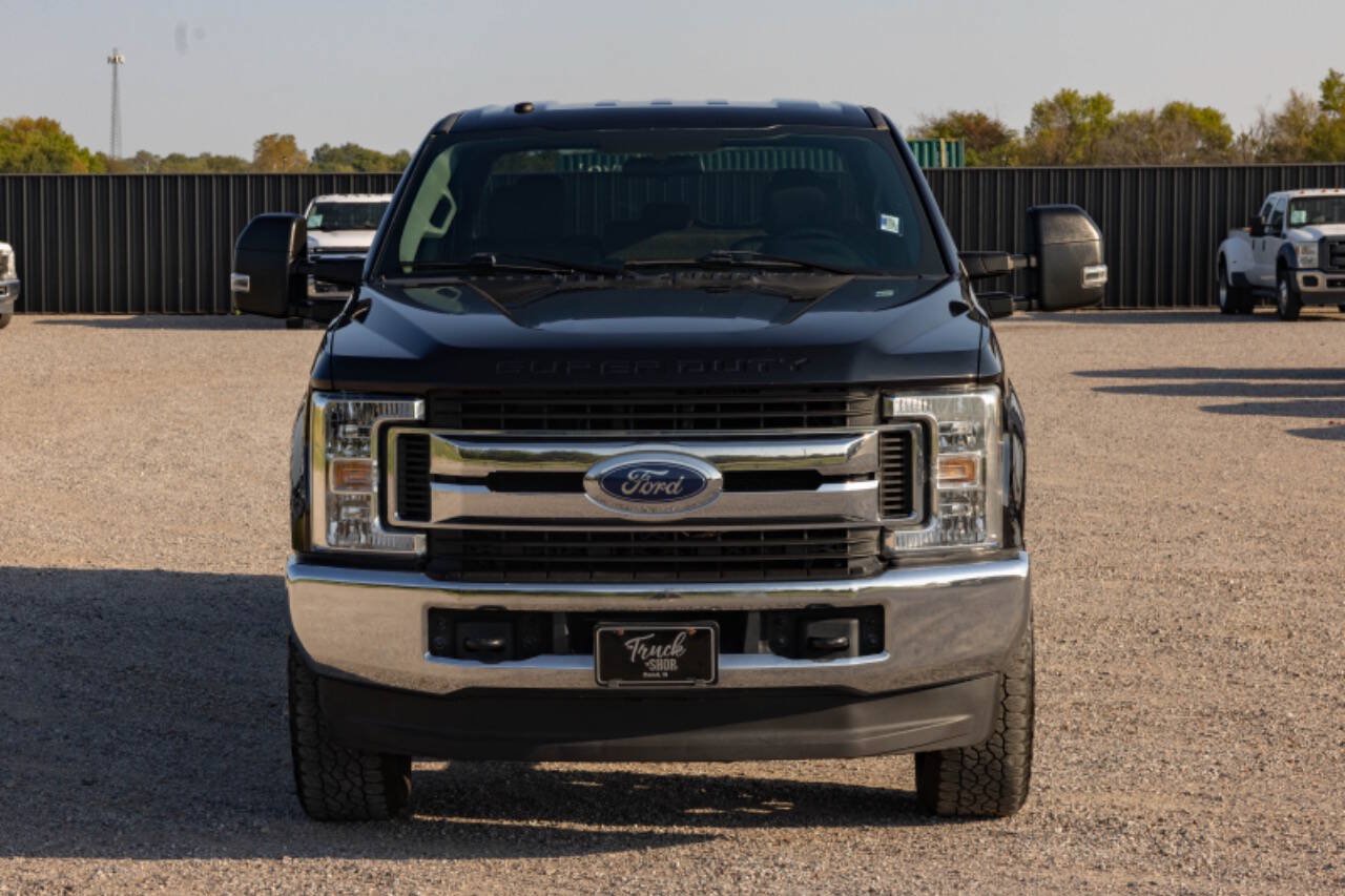 Used 2019 Ford F350 XLT AWD/4WD image 4