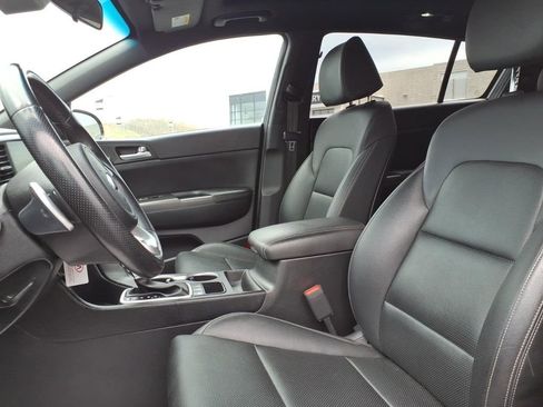 Used 2022 Kia Sportage Nightfall Edition image 12