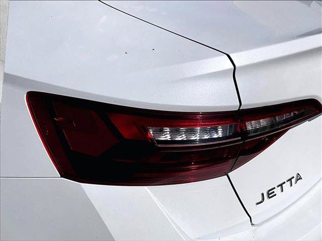 Used 2023 Volkswagen Jetta SE FWD image 29