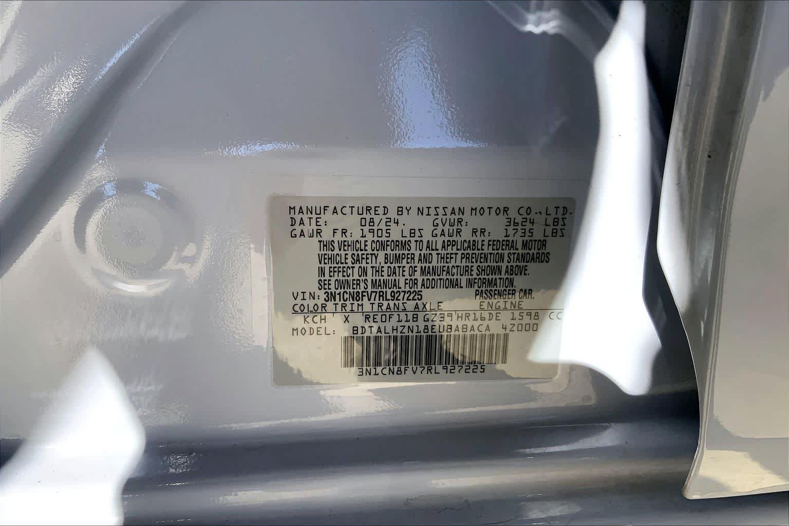 Used 2024 Nissan Versa SR w/ Trunk Package FWD image 31