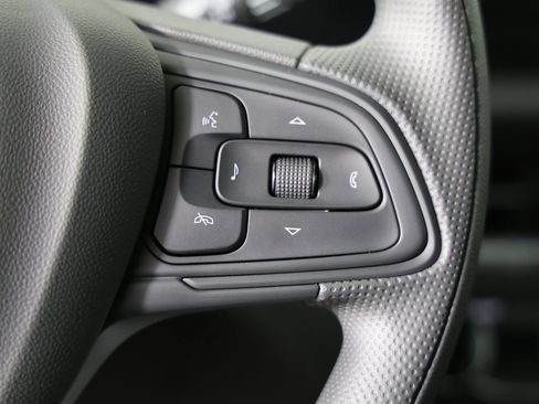 New 2026 Buick Envista Preferred image 13