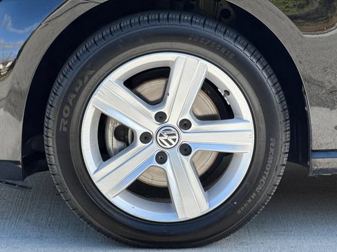 Used 2015 Volkswagen Golf TDI S FWD image 26