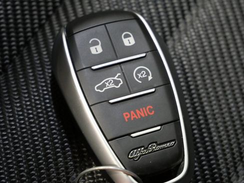 Used 2024 Alfa Romeo Tonale Ti image 29