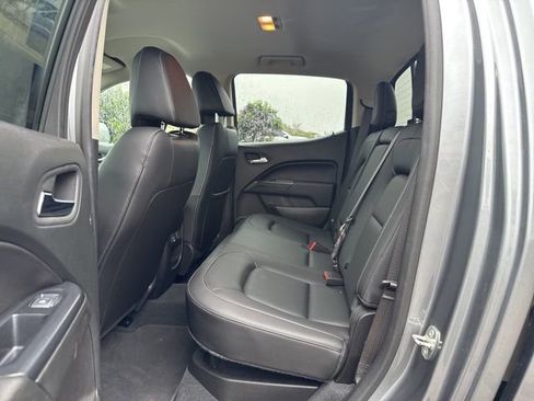 Used 2021 Chevrolet Colorado LT w/ Safety Package image 13