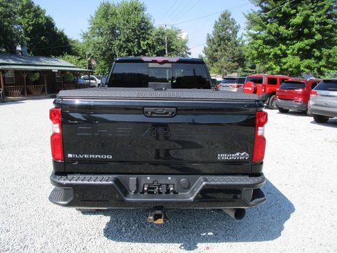 Used 2020 Chevrolet Silverado 2500 High Country w/ Z71 Off-Road Package image 4