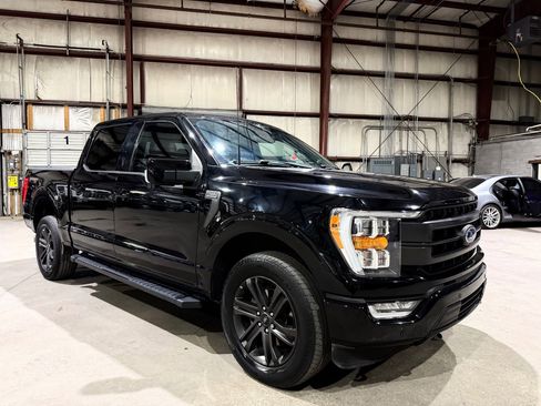 Used 2021 Ford F150 Lariat image 2