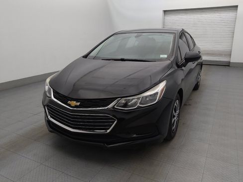 Used 2018 Chevrolet Cruze LS image 15