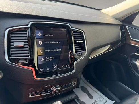 Used 2017 Volvo XC90 T6 Momentum w/ Vision Package AWD/4WD image 18