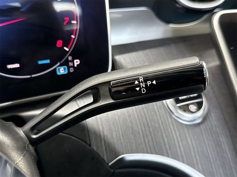 Used 2025 Mercedes-Benz C 300 4MATIC Sedan image 21