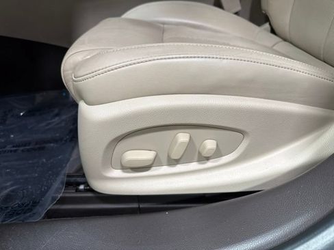 Used 2014 Buick LaCrosse Premium w/ Driver Confidence Package FWD image 6