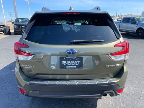 Used 2022 Subaru Forester Premium AWD/4WD image 34
