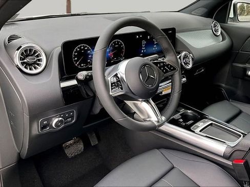 New 2026 Mercedes-Benz GLA 250 4MATIC image 8