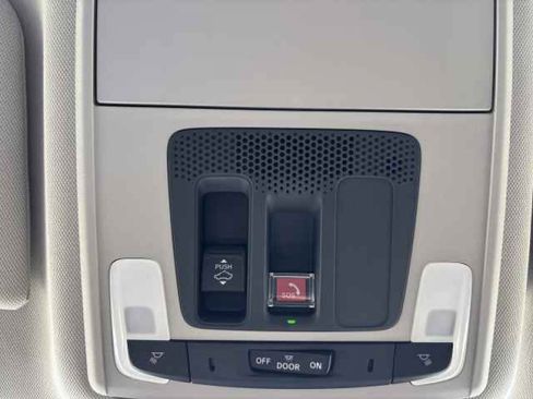 Used 2025 Honda Accord SE image 5