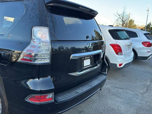 Used 2015 Lexus GX 460 w/ Premium Package image 7