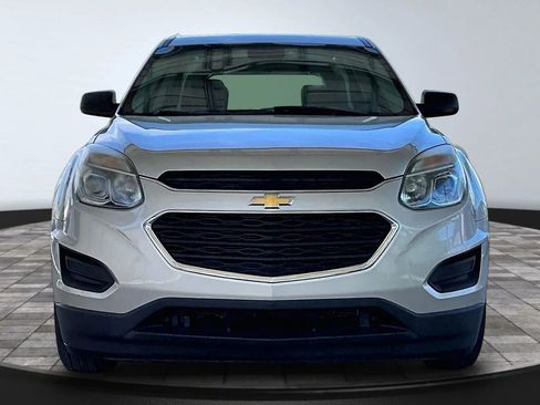 Used 2016 Chevrolet Equinox LS image 2
