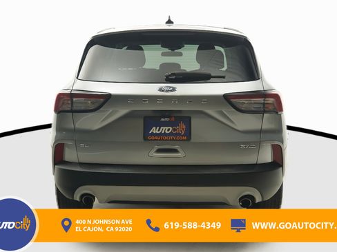 Used 2022 Ford Escape SE image 10