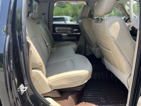 Used 2016 RAM 1500 Laramie w/ Convenience Group AWD/4WD image 15
