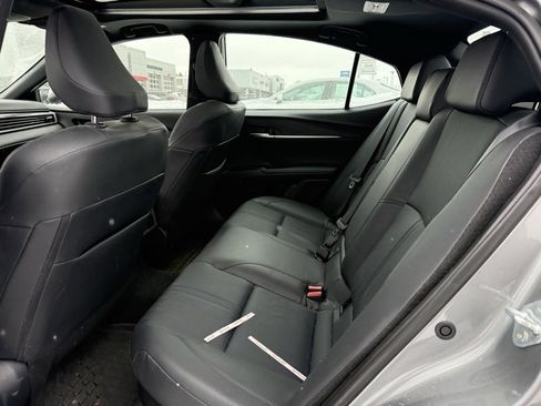 Used 2025 Toyota Camry XSE image 11