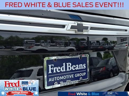 Used 2021 Chevrolet Suburban High Country AWD/4WD image 31