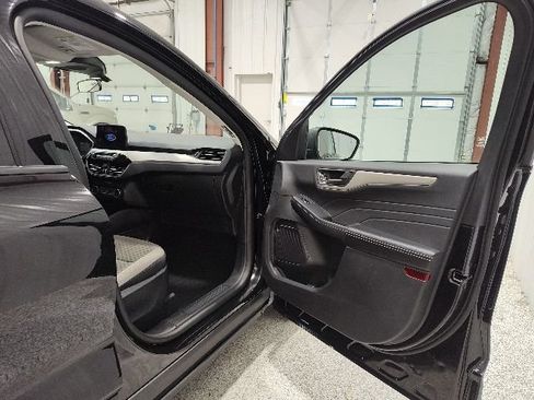 Used 2022 Ford Escape SE w/ Convenience Package AWD/4WD image 20