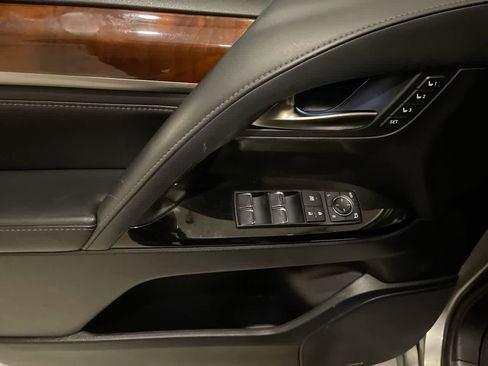 Used 2017 Lexus LX 570 4WD image 13