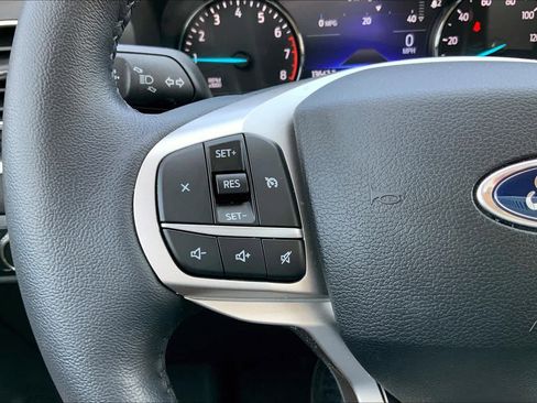 Used 2021 Ford Explorer XLT w/ Equipment Group 202A image 22