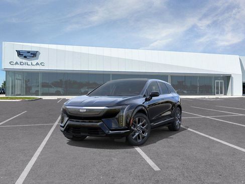 New 2026 Cadillac Optiq Luxury 1 RWD image 9