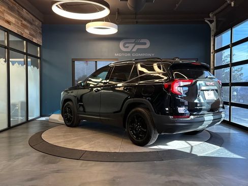 Used 2022 GMC Terrain AT4 w/ Tech Package AWD/4WD image 5