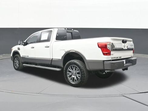 Used 2019 Nissan Titan Platinum Reserve w/ Platinum Utility Package AWD/4WD image 10