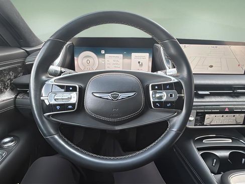 Used 2023 Genesis G90 3.5T AWD/4WD image 17