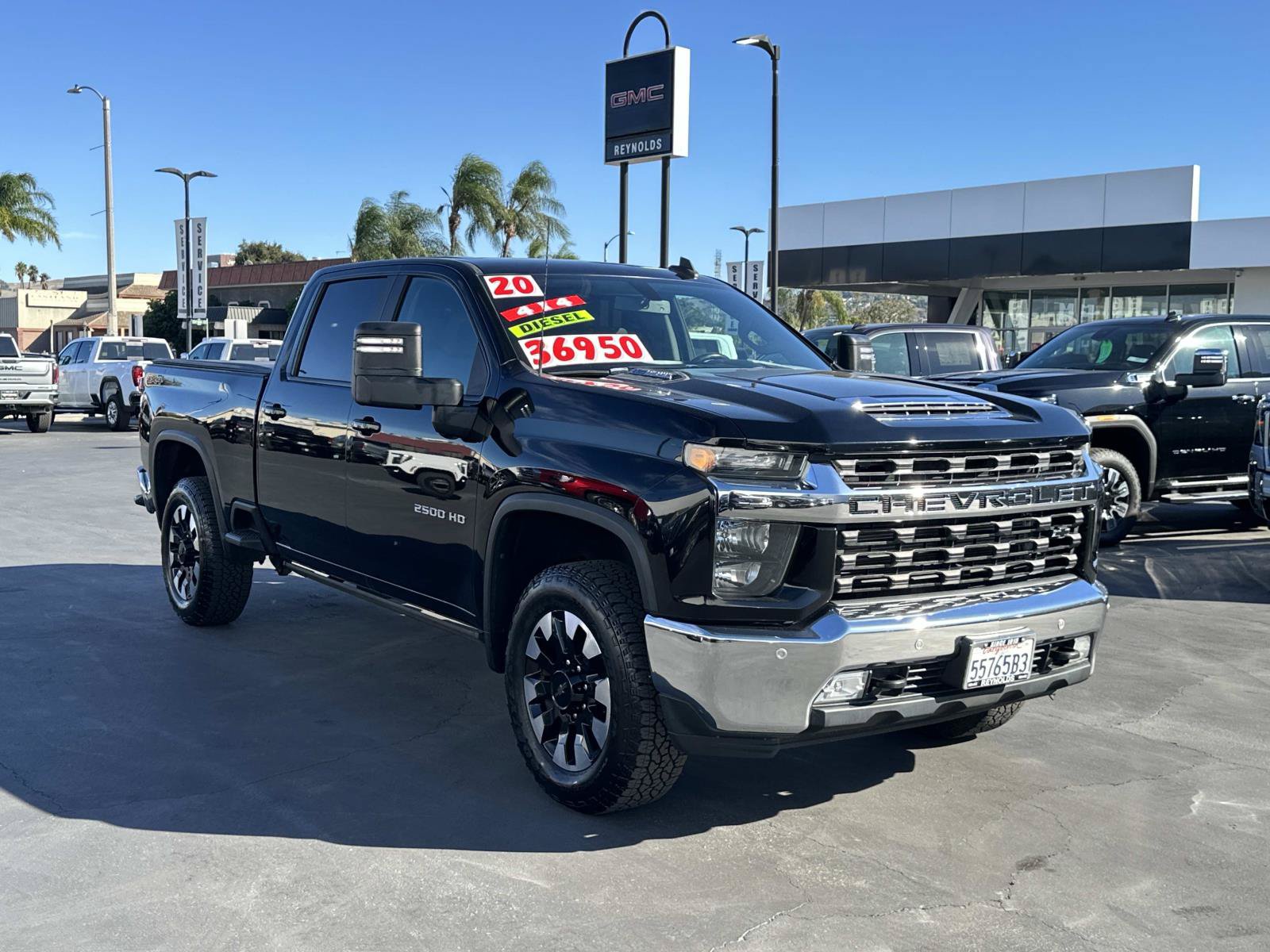 Used 2020 Chevrolet Silverado 2500 LT w/ All Star Edition AWD/4WD image 3
