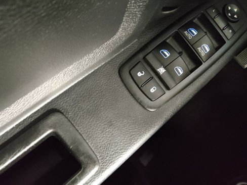 Used 2016 RAM 1500 Tradesman w/ Popular Equipment Group image 27