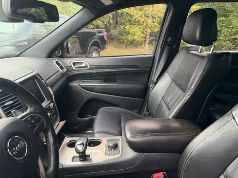 Used 2014 Jeep Grand Cherokee Limited AWD/4WD image 8