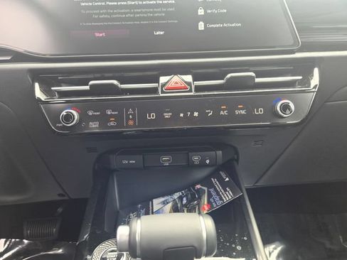 New 2026 Kia Niro EX FWD image 11