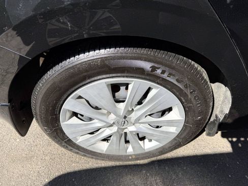 Used 2024 Nissan Sentra S FWD image 6