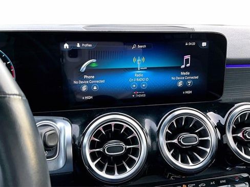 Certified 2023 Mercedes-Benz GLB 250 4MATIC image 12