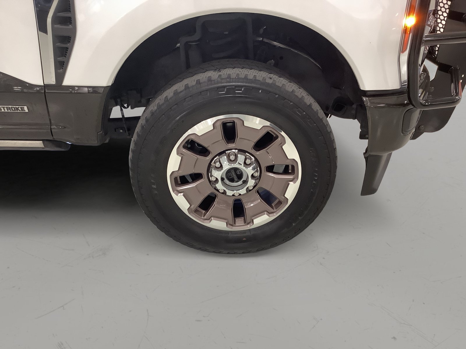 Used 2024 Ford F250 King Ranch w/ FX4 Off-Road Package AWD/4WD image 10