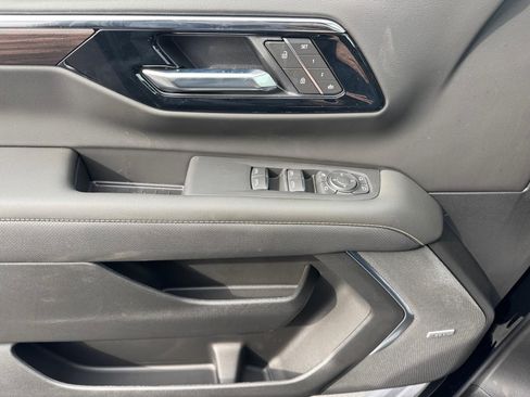 New 2026 Chevrolet Tahoe Premier w/ Sun And Tow Package AWD/4WD image 10