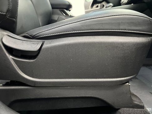 Used 2025 Kia Telluride S image 27