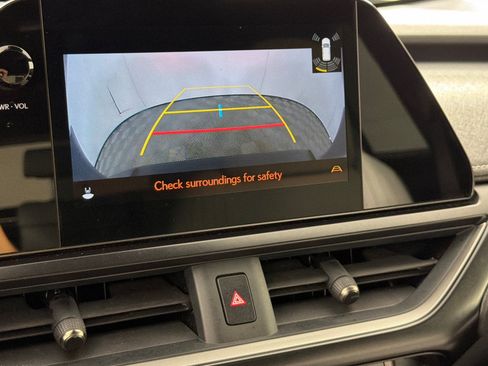 Used 2023 Lexus UX 250h FWD w/ Accessory Package (Z2) image 18
