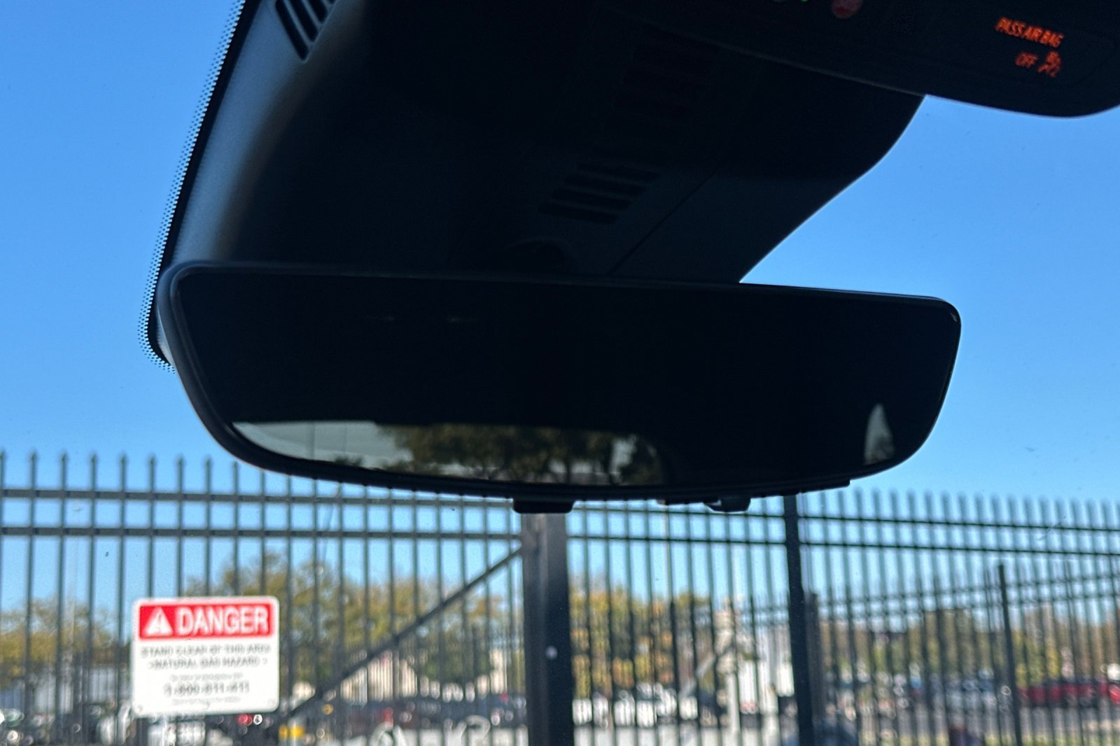 Used 2026 GMC Acadia Elevation FWD image 25