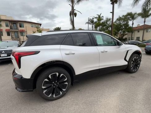 New 2025 Chevrolet Blazer EV RS w/ Super Cruise Package AWD/4WD image 8