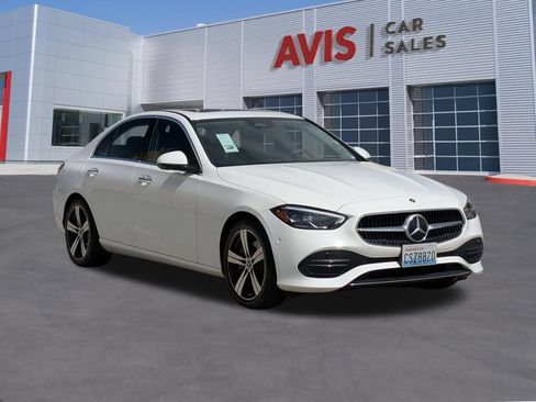 Used 2025 Mercedes-Benz C 300 Sedan image 3