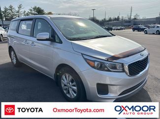Used 2017 Kia Sedona L video 1