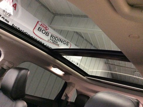 Used 2023 Lincoln Nautilus Reserve image 19