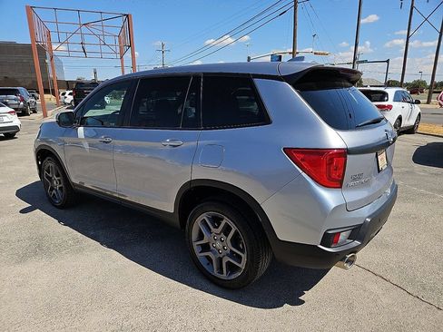 Used 2022 Honda Passport EX-L image 4
