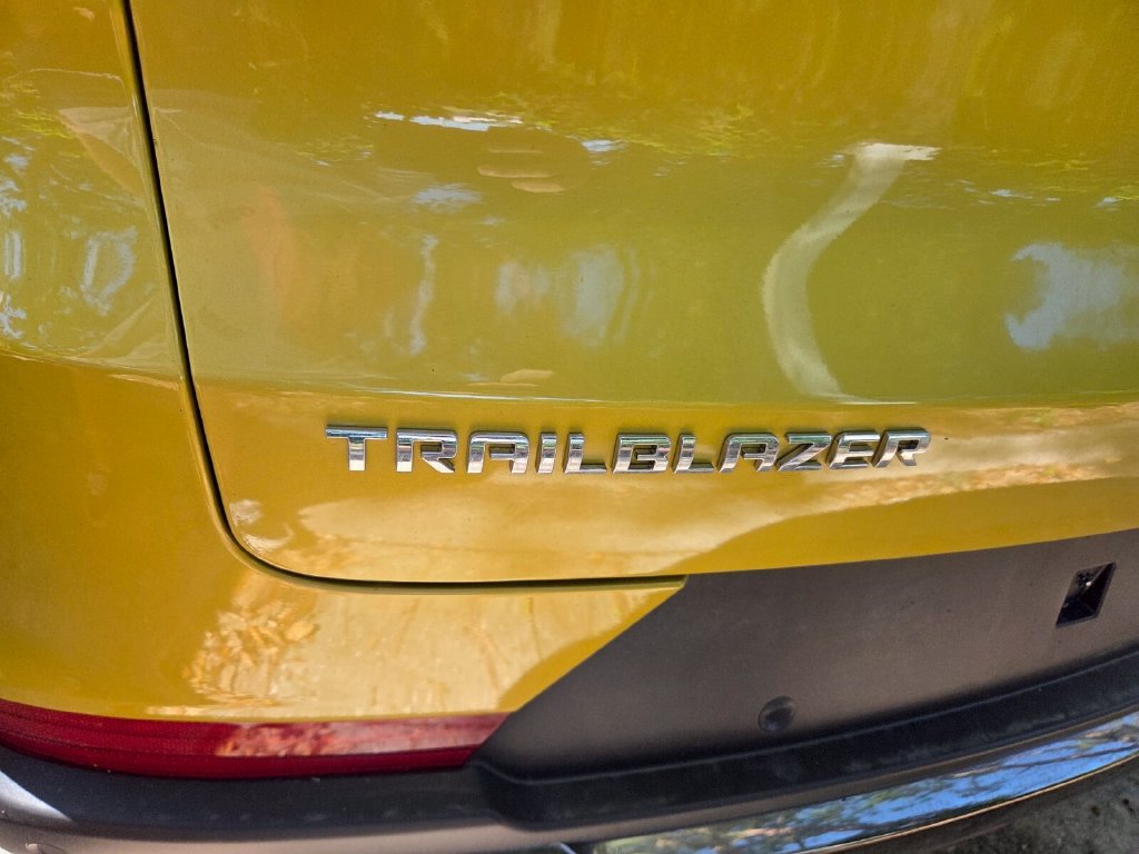 Used 2025 Chevrolet TrailBlazer ACTIV w/ Convenience Package FWD image 5